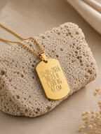 Placa militar dorada hombre