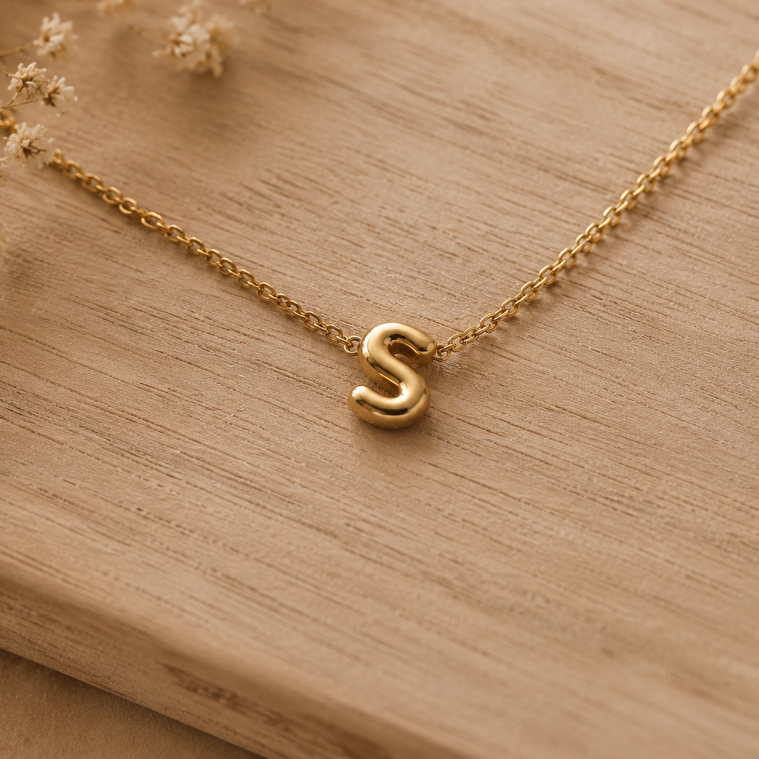 Collar letra bubble