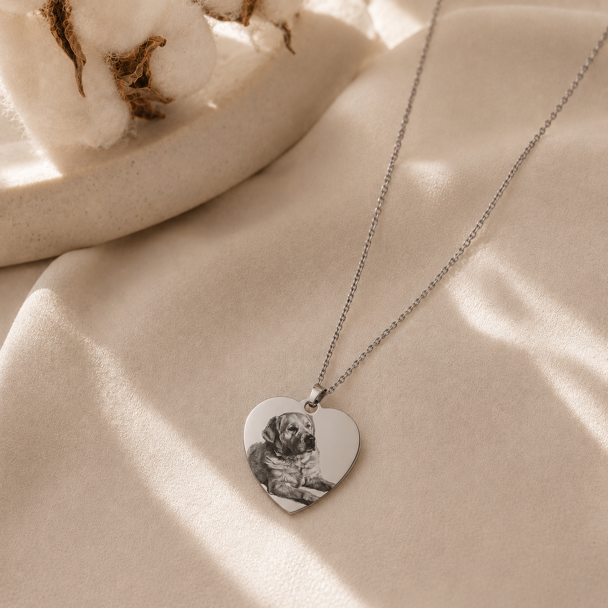 Collar corazón plateado