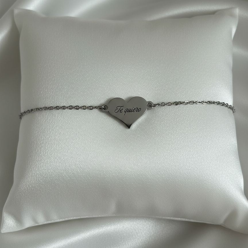 Pulsera corazón plateado