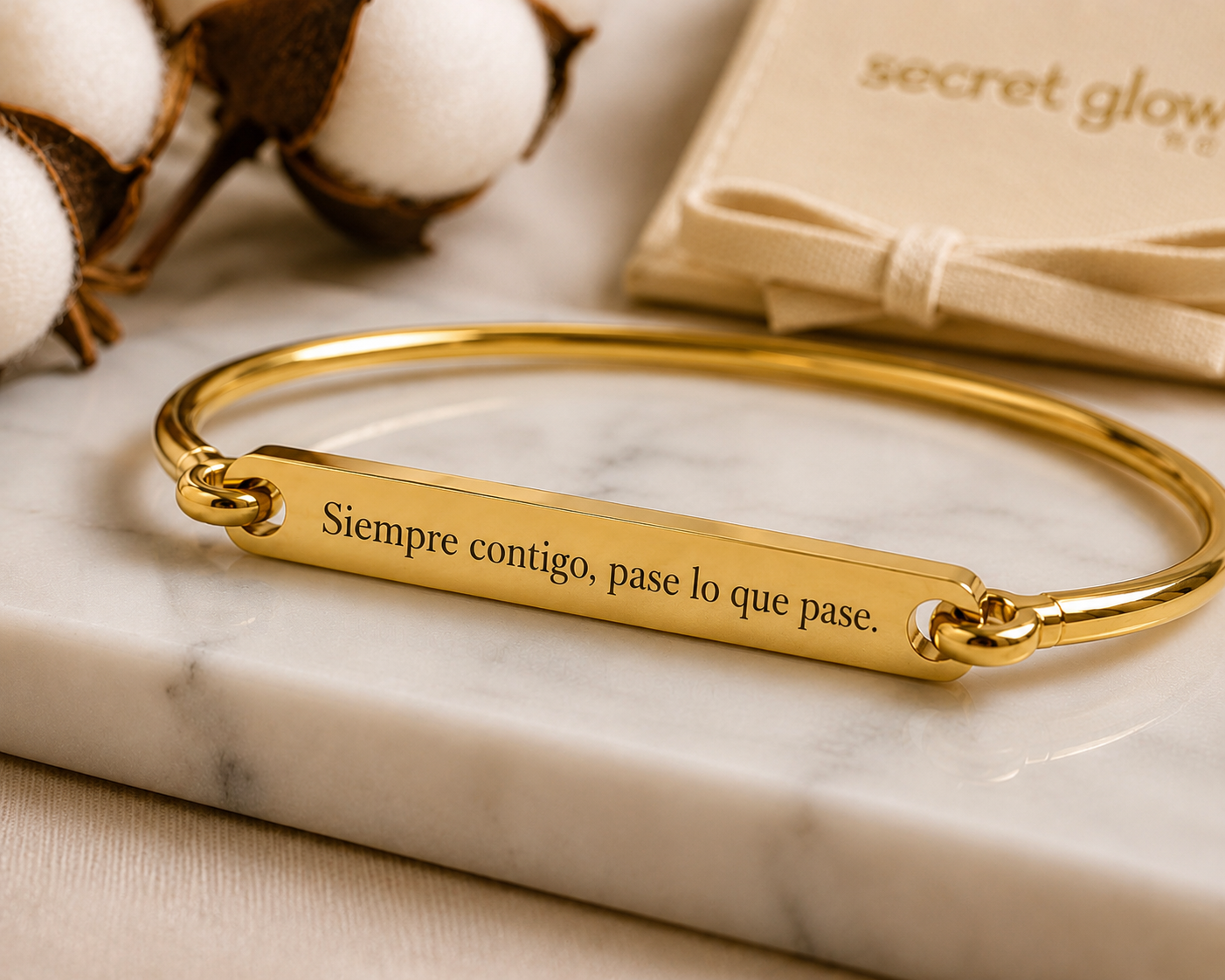 Brazalete cerrado dorado