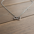 Collar doble corazón plateado