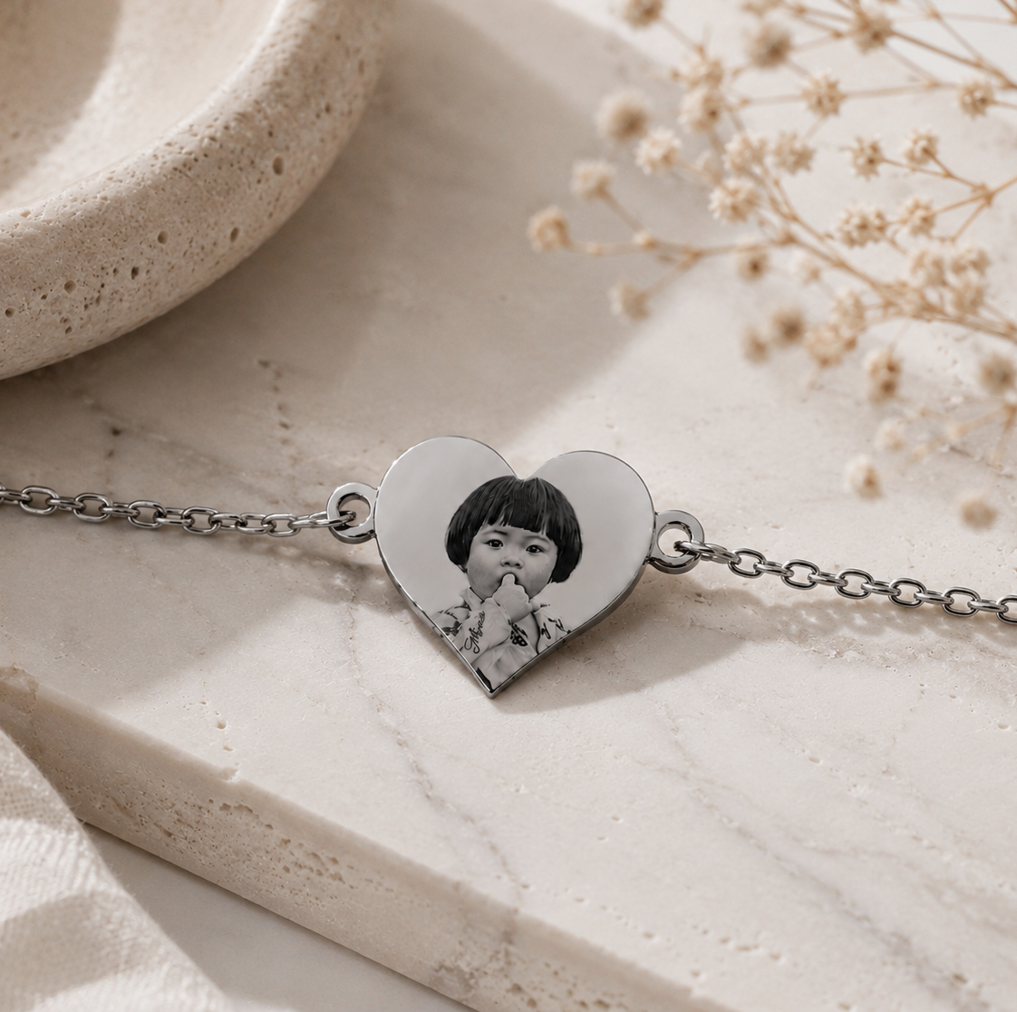 Pulsera corazón plateado