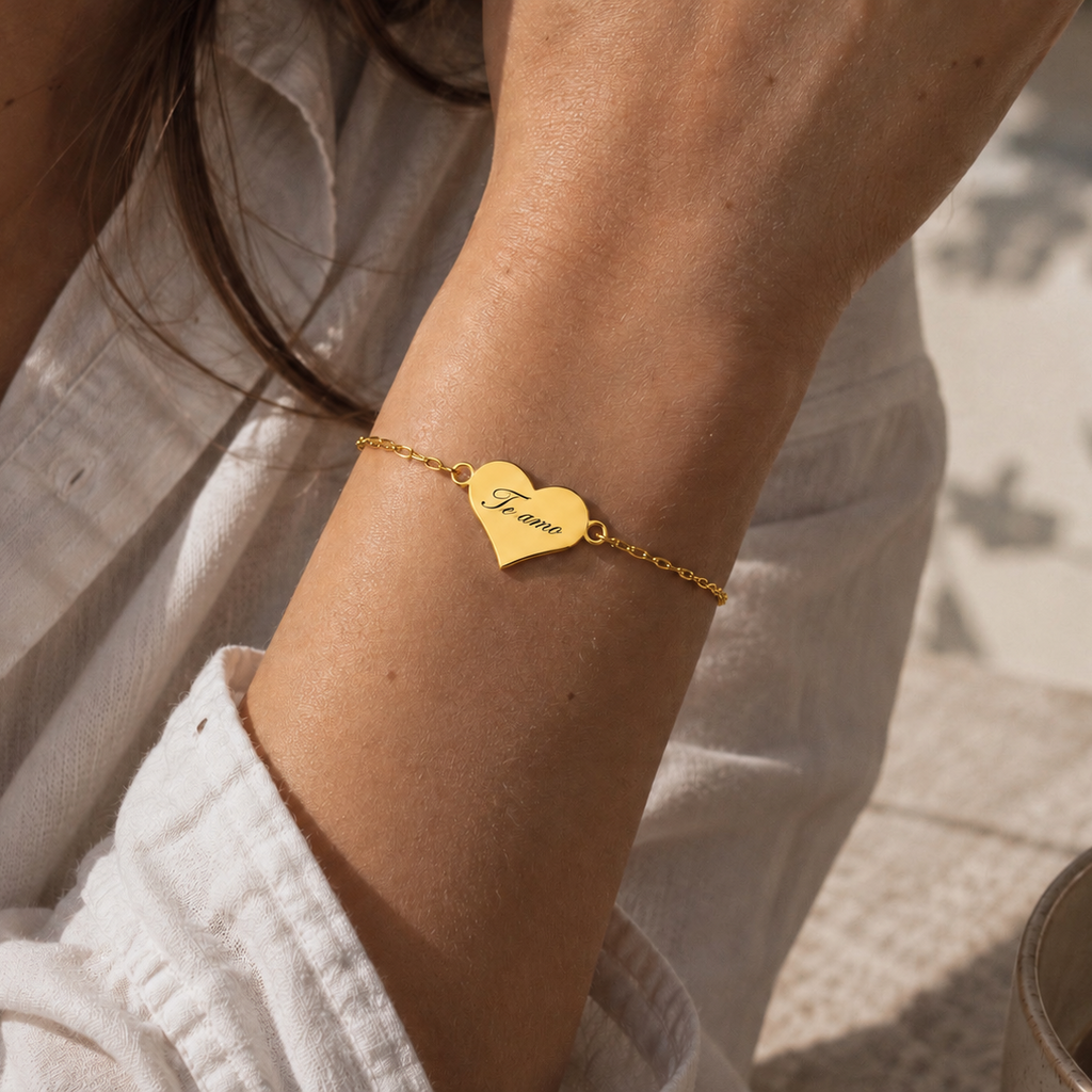 Pulsera corazón dorado